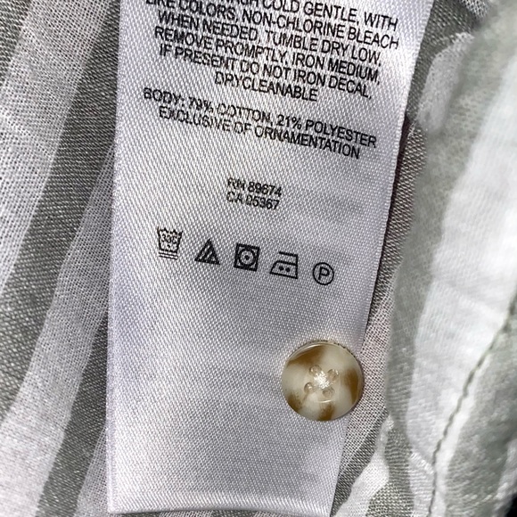 Mountain Hardwear Long sleeve V Neck Top - Picture 7 of 7